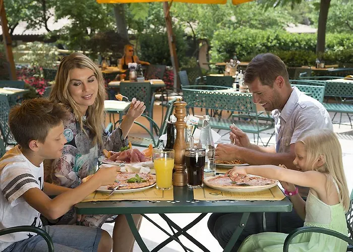 Piani Di Clodia Holidaypark Kamp alanı Lazise