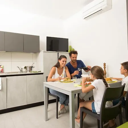 Piani Di Clodia Holidaypark Campingplads Lazise