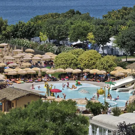 Piani Di Clodia Holidaypark Camping