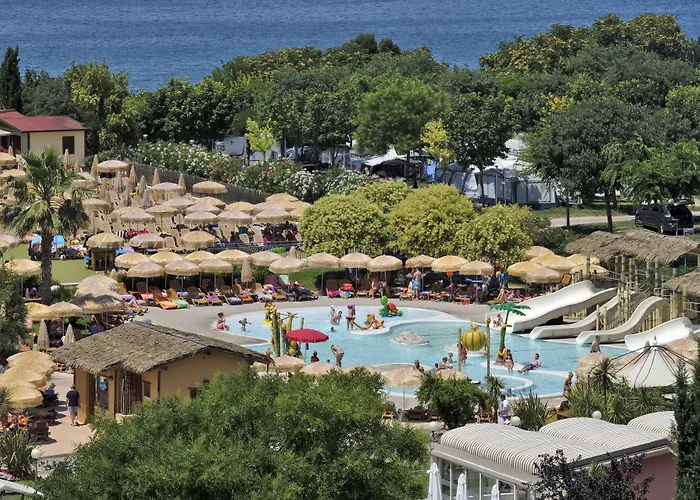 Piani Di Clodia Holidaypark Camping